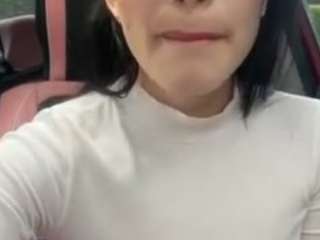 Live webcam model saritanice on Soda Cams