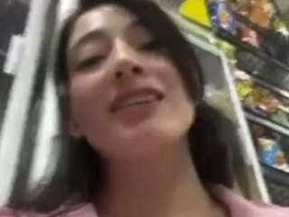 Live webcam model saritanice on Soda Cams