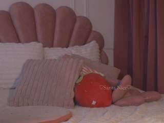 Live webcam model saritanice on Soda Cams