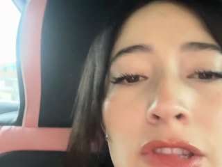 Live webcam model saritanice on Soda Cams