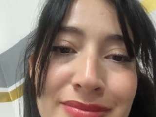 Live webcam model saritanice on Soda Cams