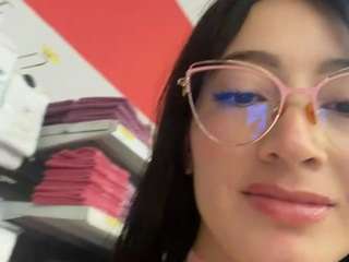 SaritaNice live webcam show