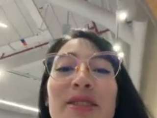 SaritaNice live cam