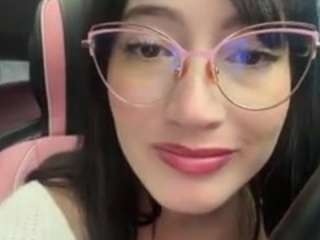 SaritaNice live cam
