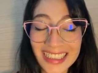SaritaNice live cam