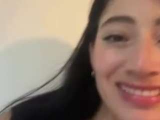 SaritaNice live cam preview