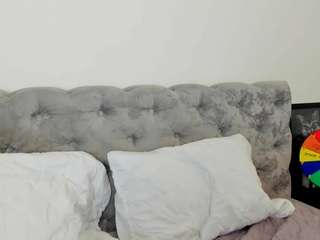 vampi-dd Live Webcam on CamSoda