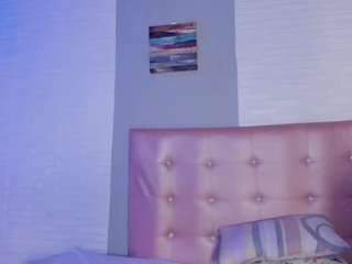 aileenkeys live webcam show