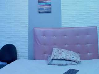 ArianaContee live webcam show