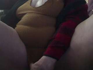 ireallysquirt live cam profile