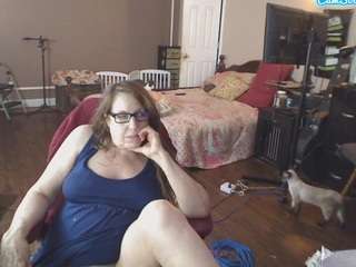 ireallysquirt live cam preview