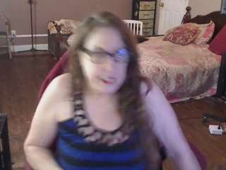 ireallysquirt live cam preview