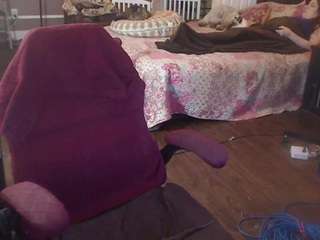 ireallysquirt live cam preview