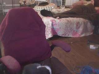 ireallysquirt live cam preview