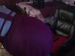 ireallysquirt's Live Sex Cam Show