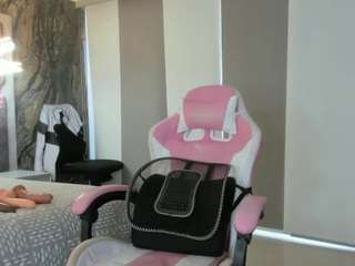  miawilddoll chat room