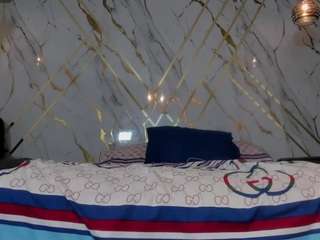 Live webcam model miawilddoll on Soda Cams