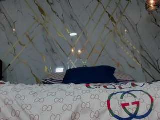 Live webcam model miawilddoll on Soda Cams