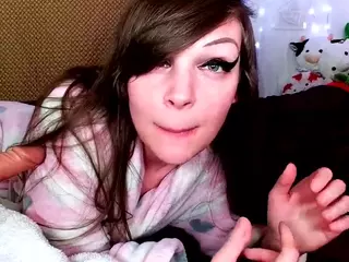 gamergirlroxy's Live Sex Cam Show