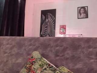 Live webcam model sarahsmithh on Soda Cams