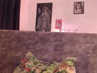 Live webcam model sarahsmithh on Soda Cams