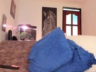 Live webcam model sarahsmithh on Soda Cams