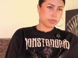 sarahsmithh live