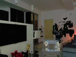 laranya's live room