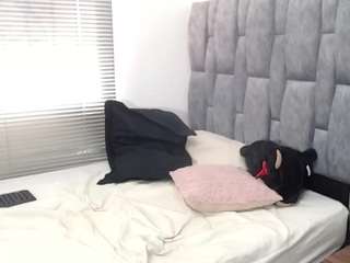 aliceluna Live Webcam on CamSoda