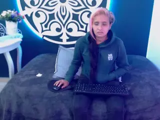 lusianna-stonee's Live Sex Cam Show
