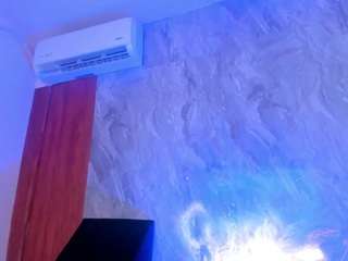 isabelredrose webcam