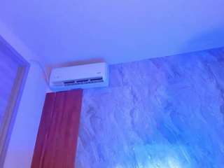isabelredrose webcam