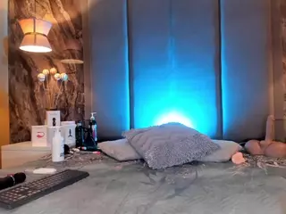 isabelredrose's Live Sex Cam Show
