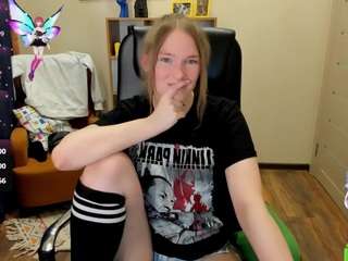 ghostly-temptation's CamSoda show and profile