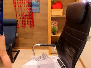 ghostly-temptation's Live Sex Cam Show