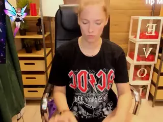 ghostly-temptation's Live Sex Cam Show