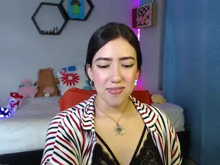 Auroraaa's Live Sex Cam Show