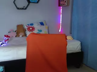 Auroraaa's Live Sex Cam Show