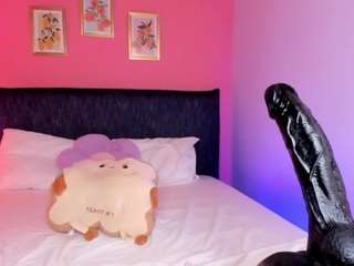dani-moore webcam