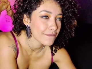 dani-moore Sex Cam Show