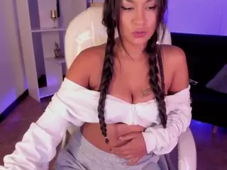 Goodviibes420__'s Live Sex Cam Show