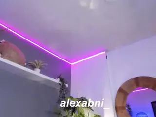 AlexandraB's Live Sex Cam Show