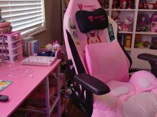 hotpinkcheeto