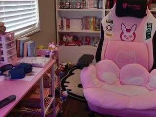hotpinkcheeto Live Webcam on CamSoda