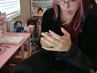 hotpinkcheeto