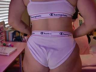 Hotpinkcheeto