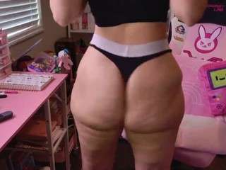 hotpinkcheeto webcam