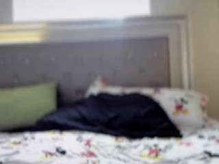 Live webcam model hotpinkcheeto on Soda Cams