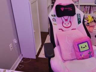 hotpinkcheeto