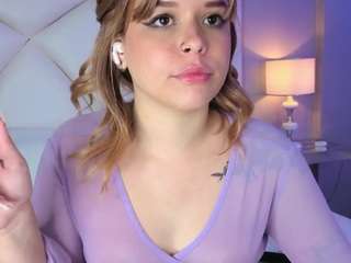 thalia-13 from CamSoda is Freechat